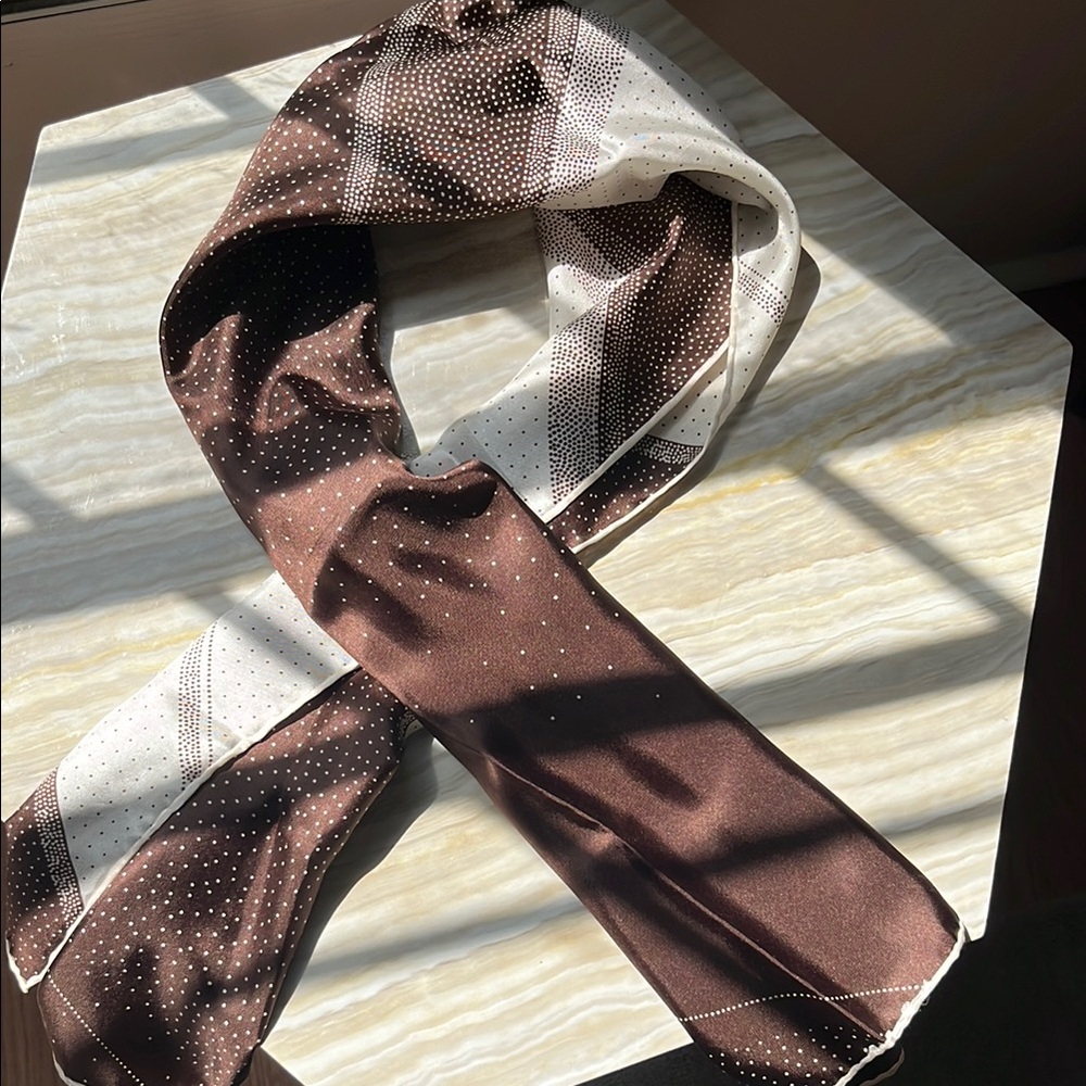 Elegant Brown and White Scarf